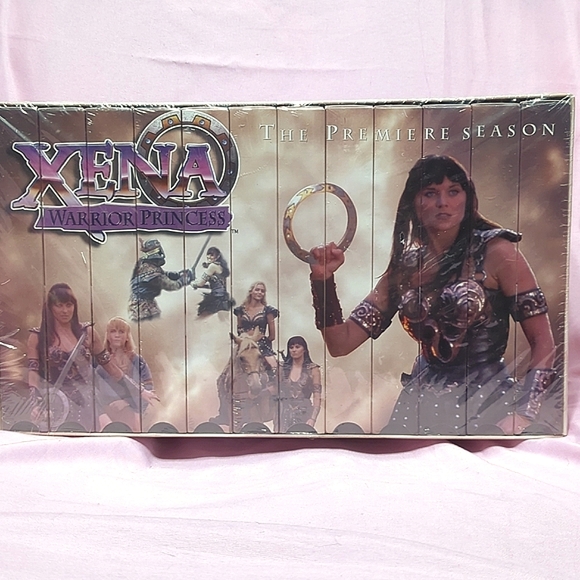 Xena: Warrior Princess, Premiere Season.  VHS Boxed Set of 12.  NWOT - Picture 9 of 13